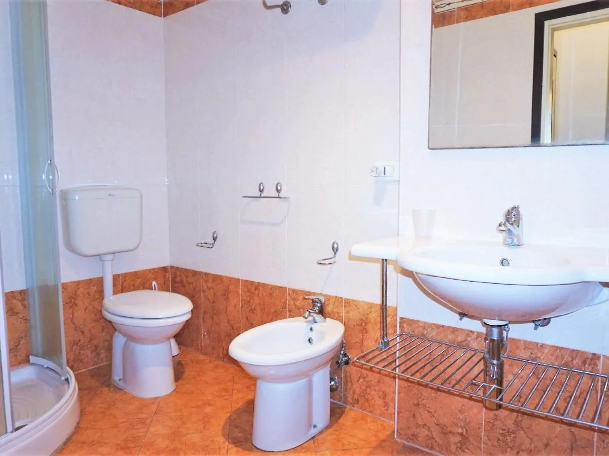 Belvilla By Oyo Snug Apartment With Garden Porto Santa Margherita di Caorle Italy