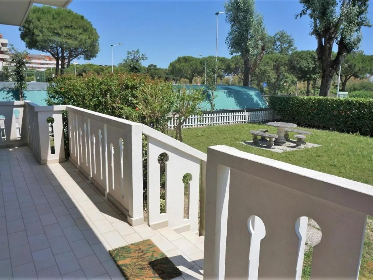 Belvilla By Oyo Snug Apartment With Garden Porto Santa Margherita di Caorle Italy